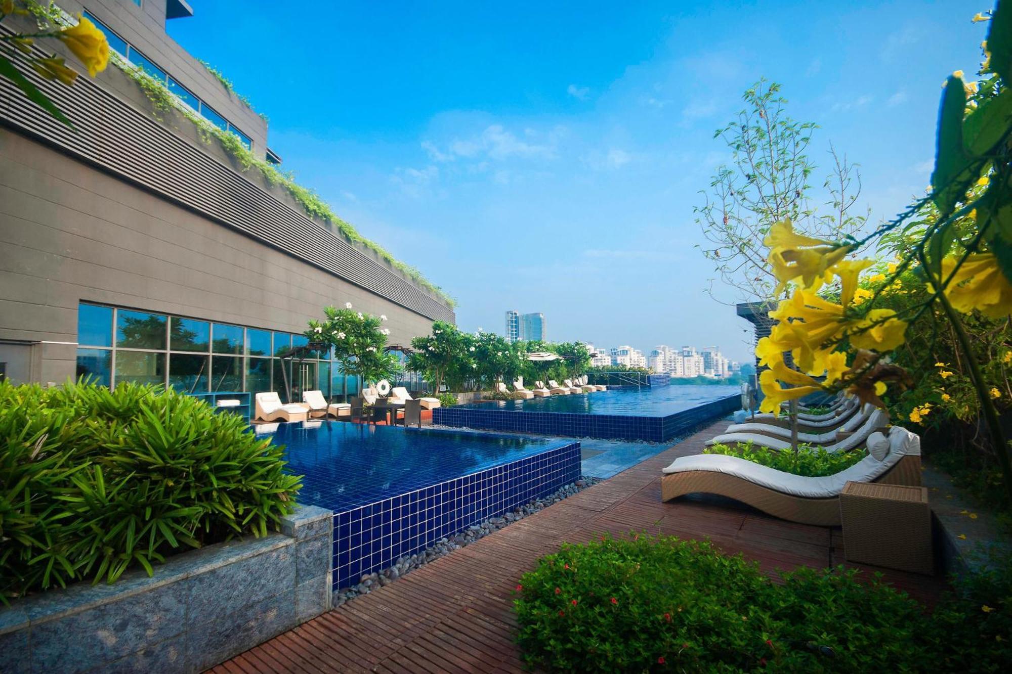 The Westin Pune Koregaon Park Экстерьер фото