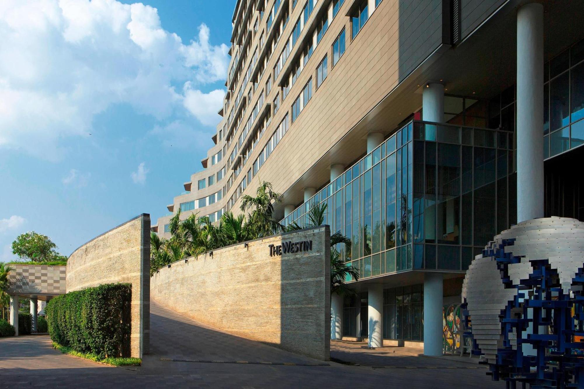 The Westin Pune Koregaon Park Экстерьер фото