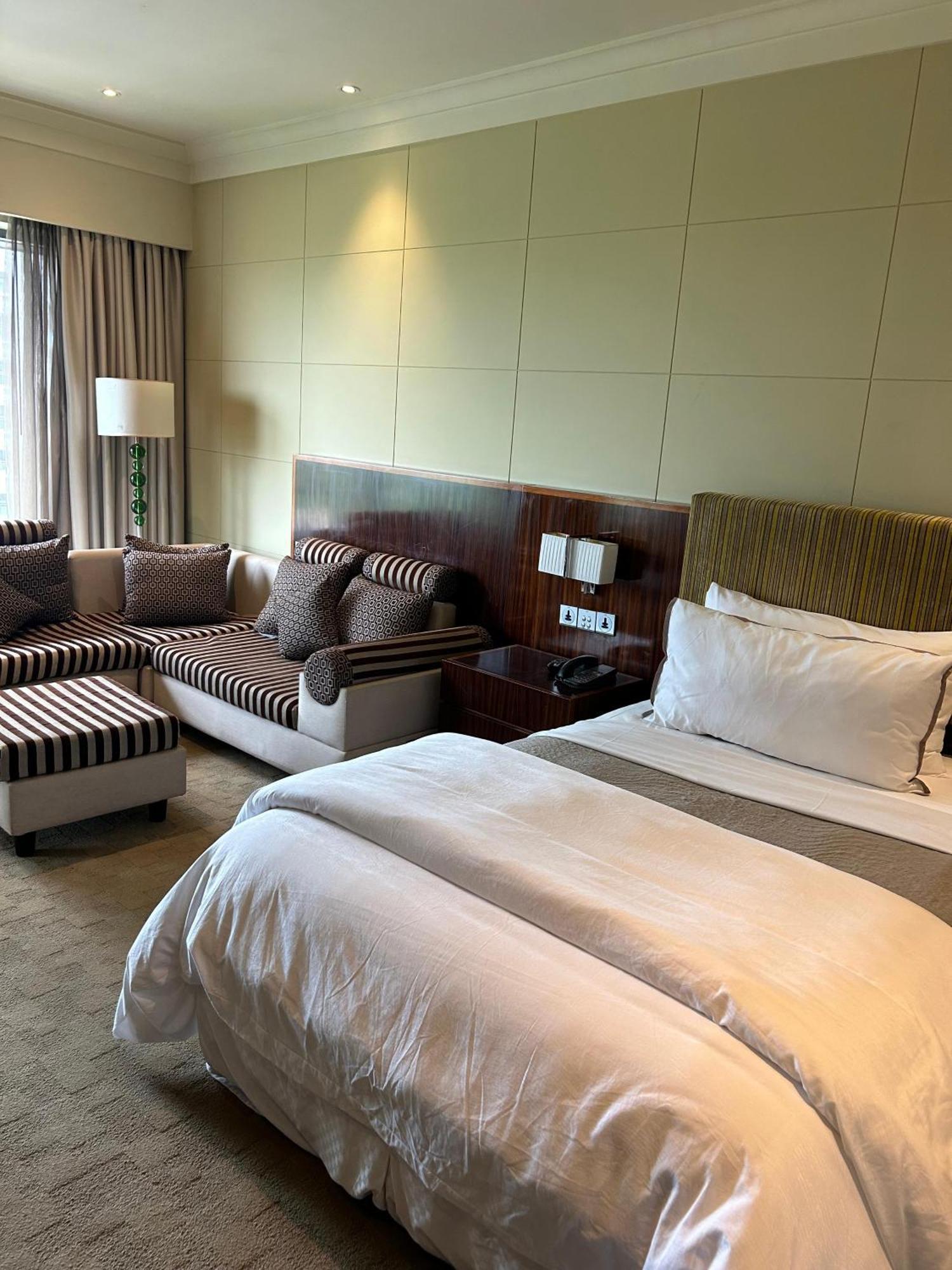 The Westin Pune Koregaon Park Экстерьер фото