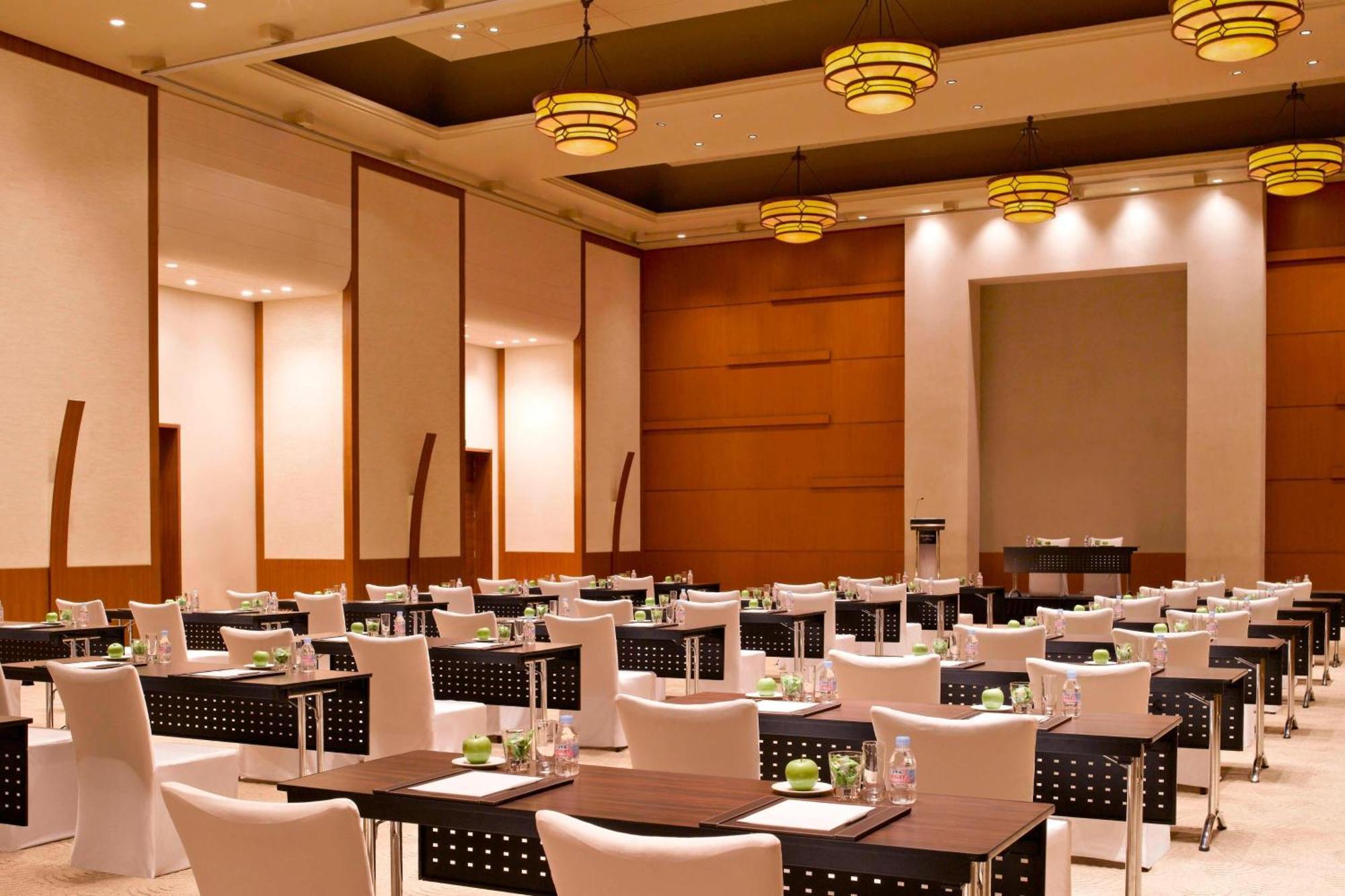 The Westin Pune Koregaon Park Экстерьер фото